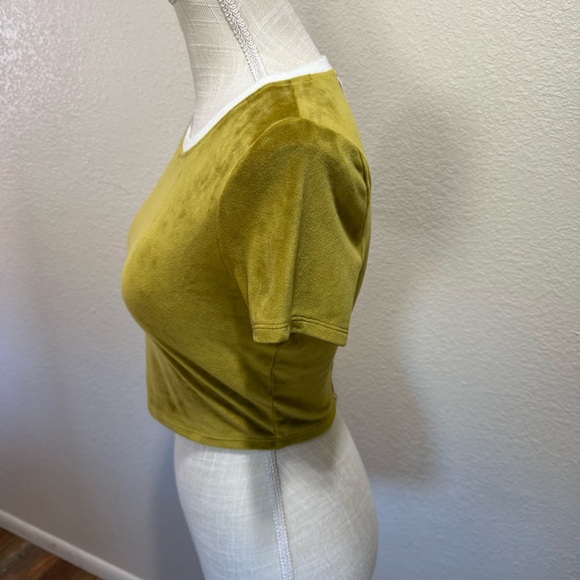 Urban Outfitters Olive Green Velvet Crop Top with White Trim - Size S/P - Picture 3 of 15